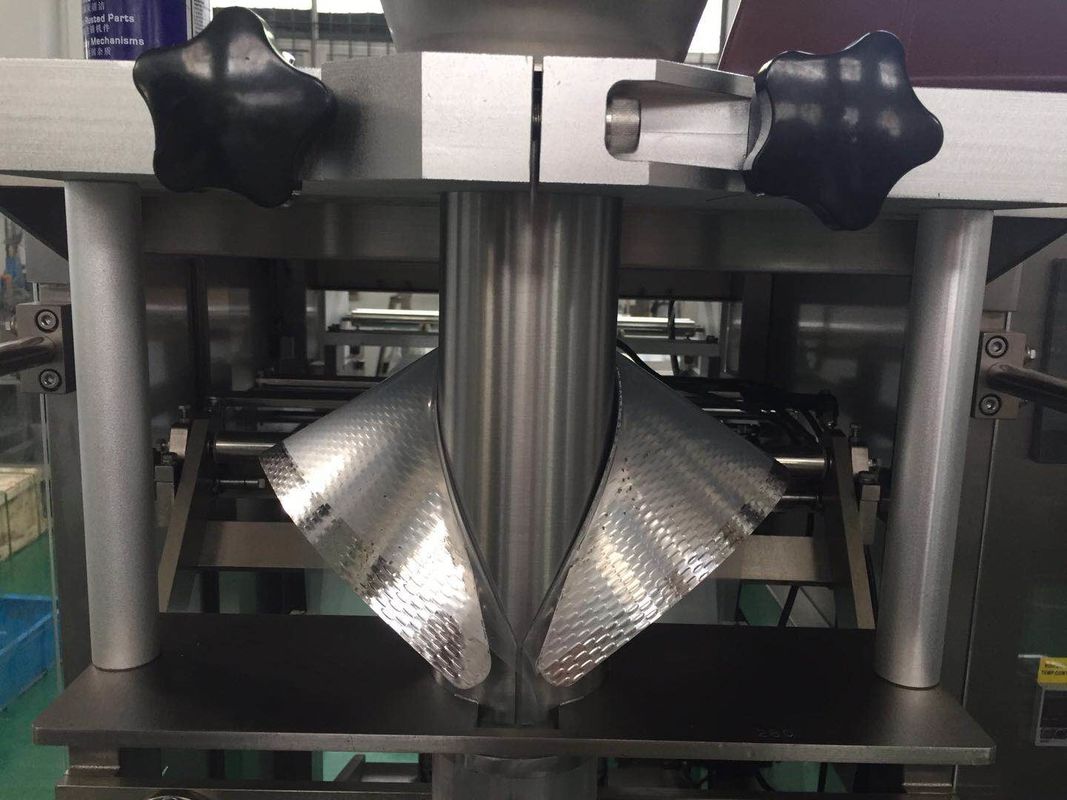 304SS Automatic Form Snack Food Packaging Machine 70bags/Min