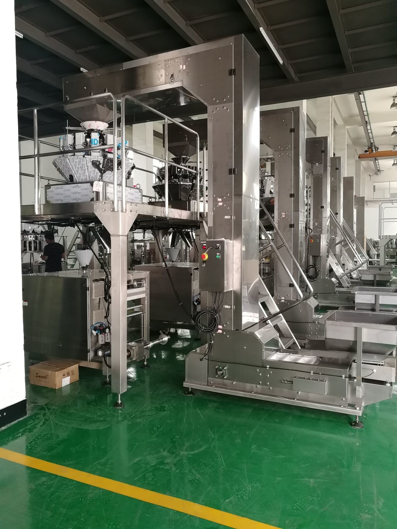 2.2KW Popcorn Packaging Machine With Multihead Weigher 70Bags/Min